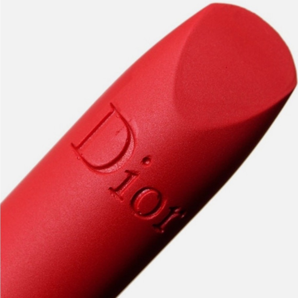 Dior Rouge Velvet Lipstick matte long lasting!